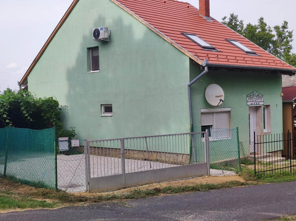 Property building, Street view