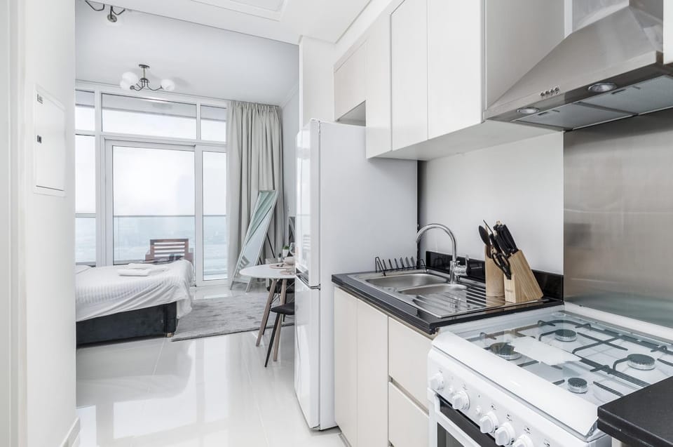Kitchen or kitchenette, pet friendly, stove