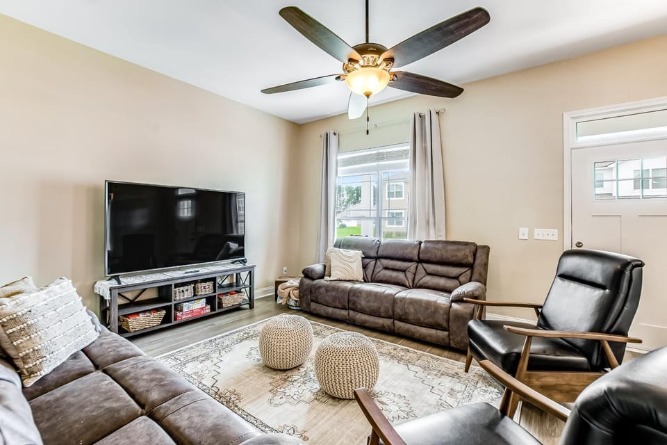 Flat Rock Flat House in Port Wentworth