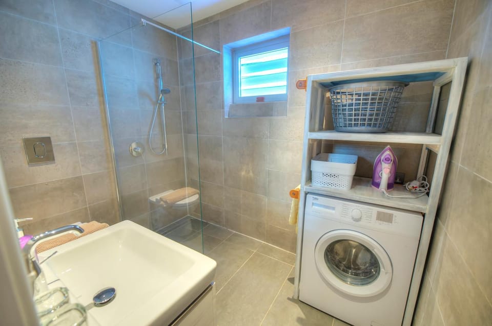 Eco-friendly & spacious 1bedroom townhouse PCUT1-1 House in Sliema