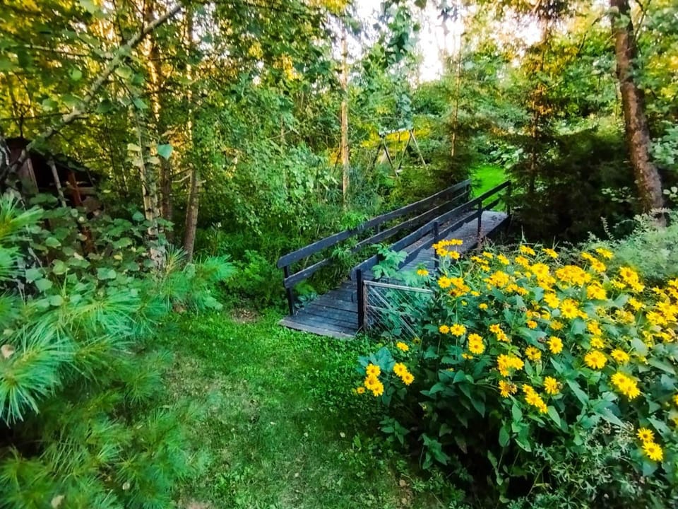 Off site, Activities, Children play ground, Garden, Hiking, Cycling, Area and facilities, Sports, Entertainment, Location, Family