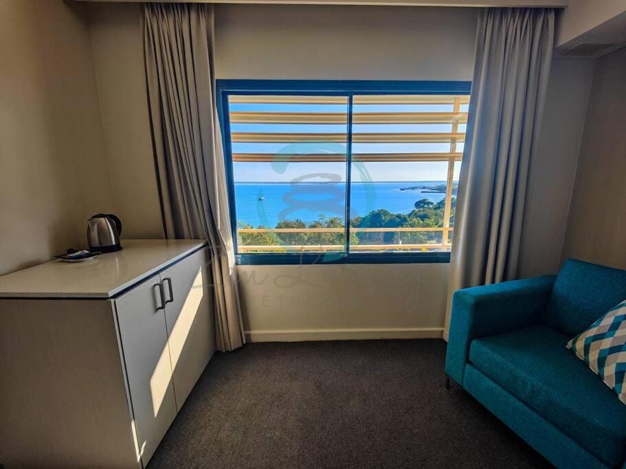 ZEN88 ESPLANADE: Hotel Suite w/ Ocean/Sunset Views Apartment in Darwin