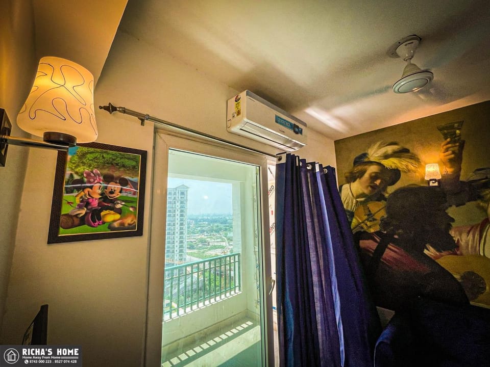 Richa's Home Apartment in Noida