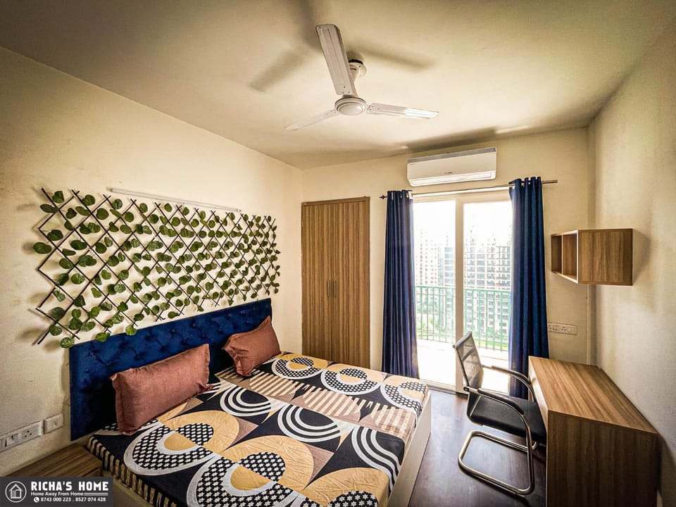 Richa's Home Apartment in Noida