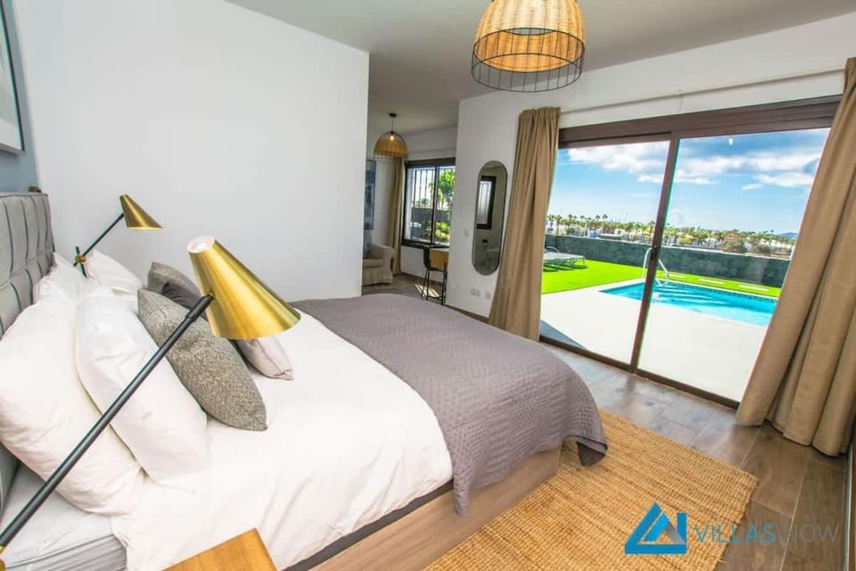 222 - Villa Noches De Luna by Villas Now Ltd Villa in Playa Blanca