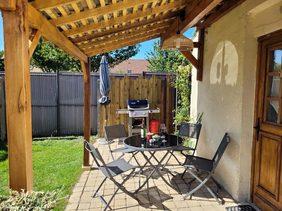 BBQ facilities, Garden view
