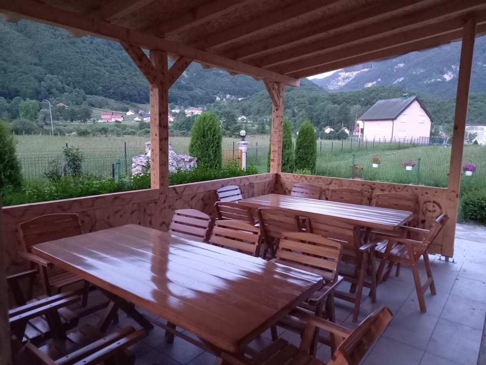 Breti's GuestHouse Apartment in Montenegro