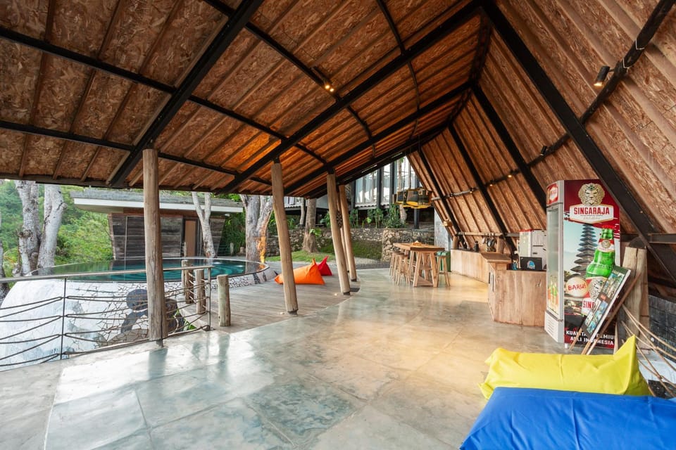 Communal lounge/ TV room, Communal kitchen
