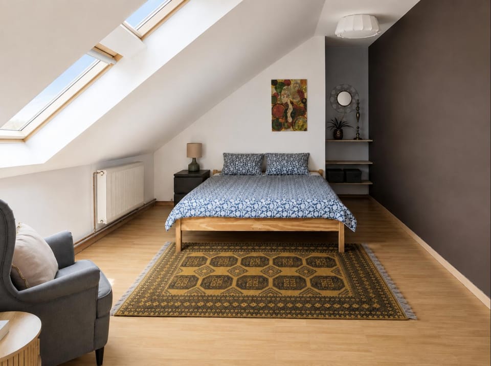 Bed, Photo of the whole room, Bedroom