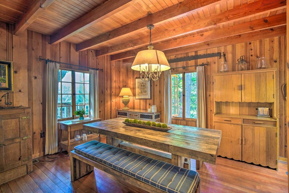 Vintage Lake Arrowhead Cabin - Walk to Lake! Cabin in Lake Arrowhead