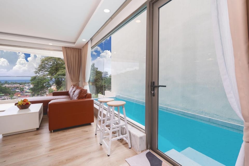 Pool view, Sea view, Swimming pool