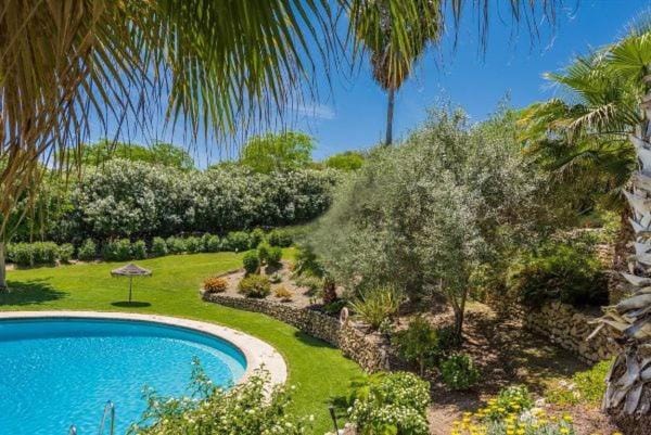 bedroom, with a share bathroom in a Bed and breakfast place Vacation rental in Costa del Sol
