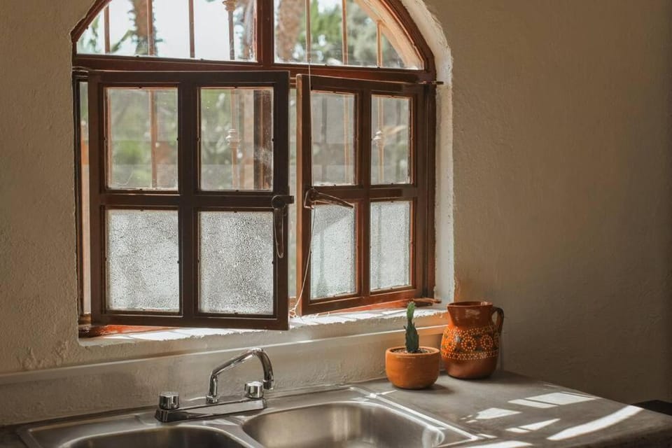 Kitchen or kitchenette, kitchen