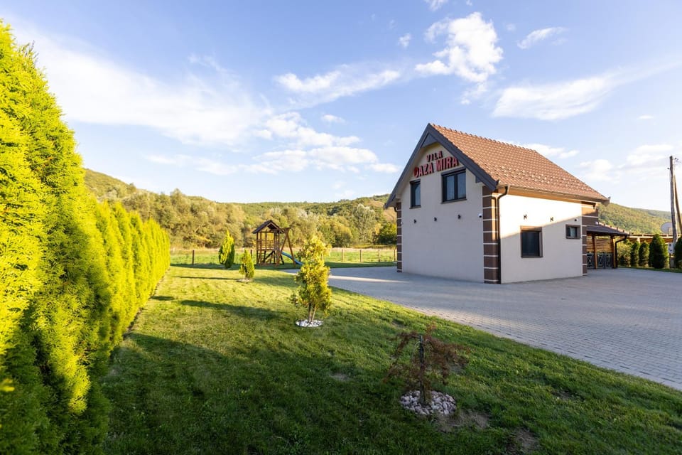 Vila Oaza mira Draganići House in Serbia