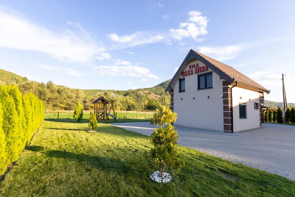 Vila Oaza mira Draganići House in Serbia