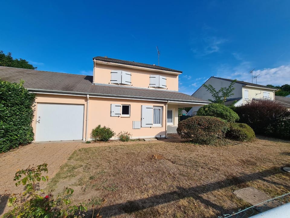 Gîte tout confort avec jacuzzi, proche Loire et forêt d'Orléans, idéal pour séjours nature et détente - FR-1-590-253 House in Centre-Val de Loire