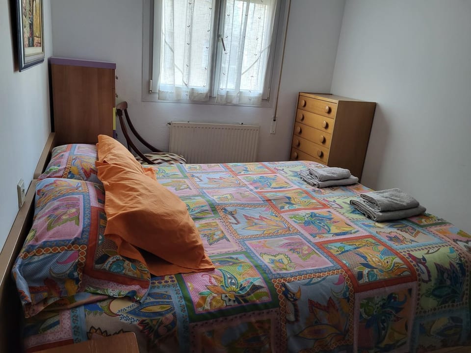 Habitación privada Vacation rental in Castro Urdiales