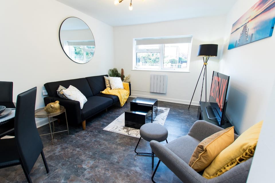 Communal lounge/ TV room, Living room