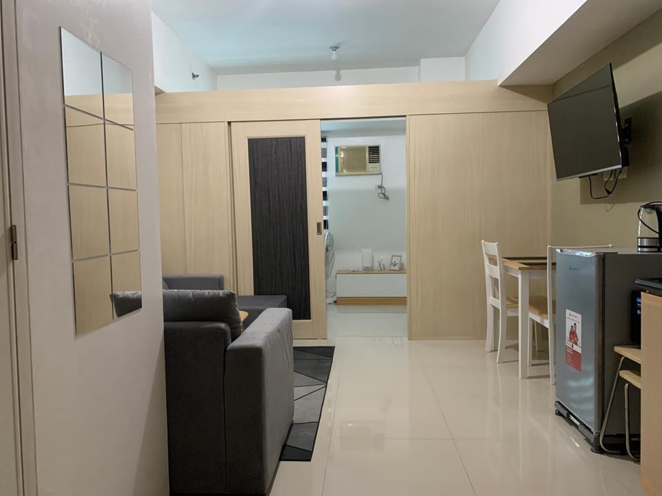 Amazing Condo at SMDC Light Residences Boni Avenue Mandaluyong Apartment in Mandaluyong