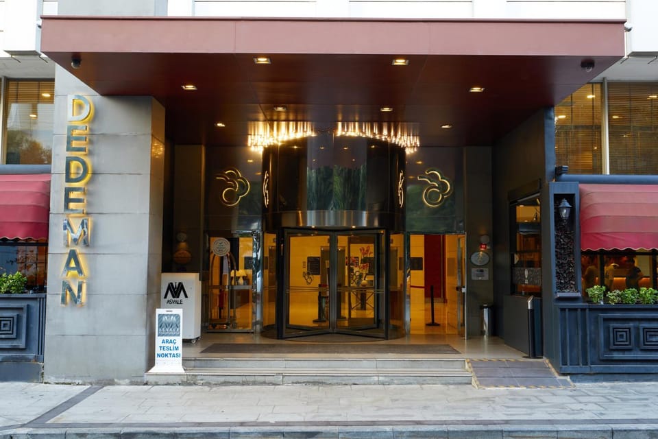Facade/entrance, Property logo or sign