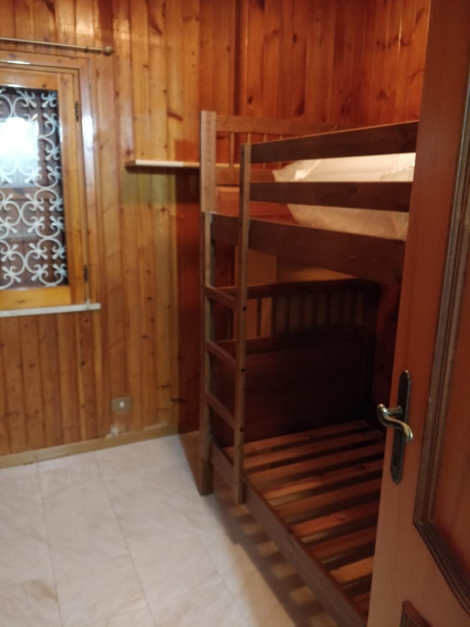 Photo of the whole room, Bedroom, bunk bed