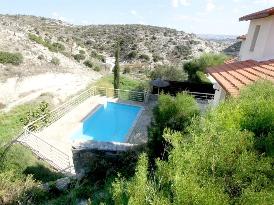 Mountain view, Pool view, Swimming pool
