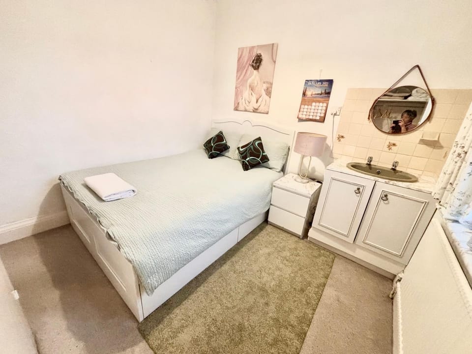 Winton house home stay Vacation rental in Bournemouth