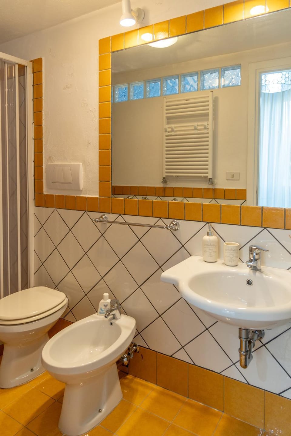 Shower, Toilet, Bathroom, bidet