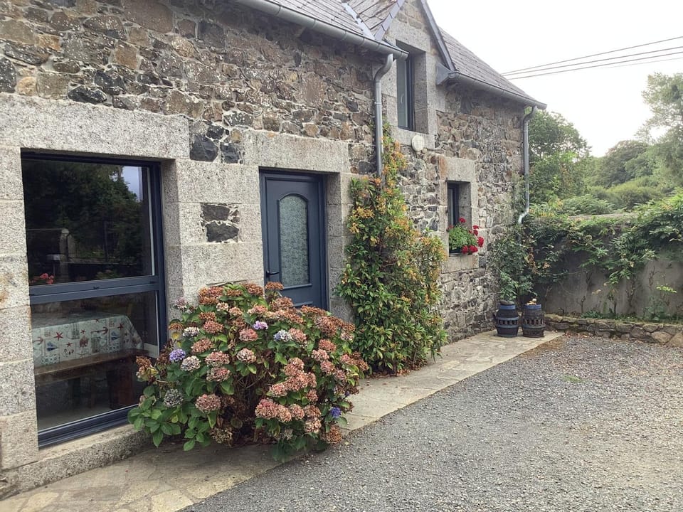 La petite maison terre mer House in Brittany