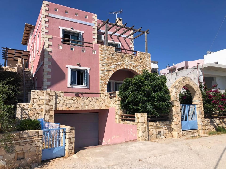 Property building, Facade/entrance