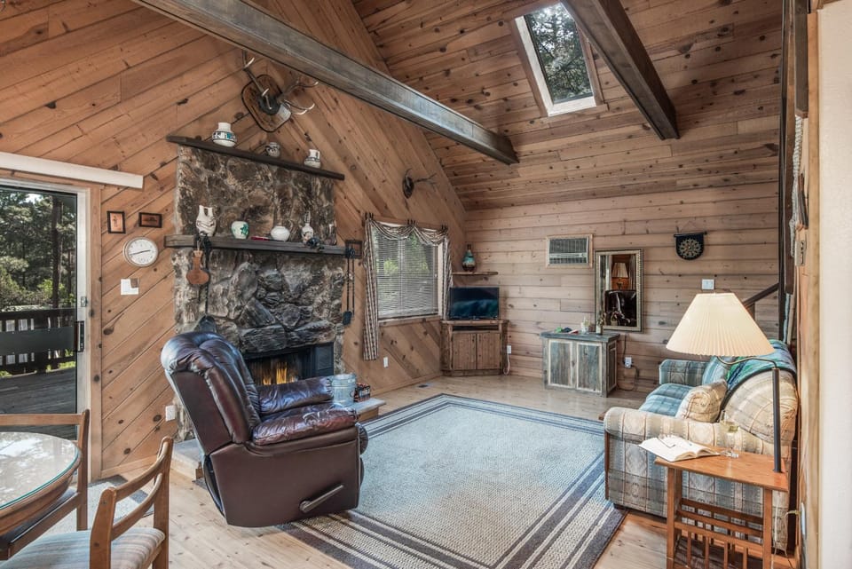 TV and multimedia, Balcony/Terrace, Living room, fireplace