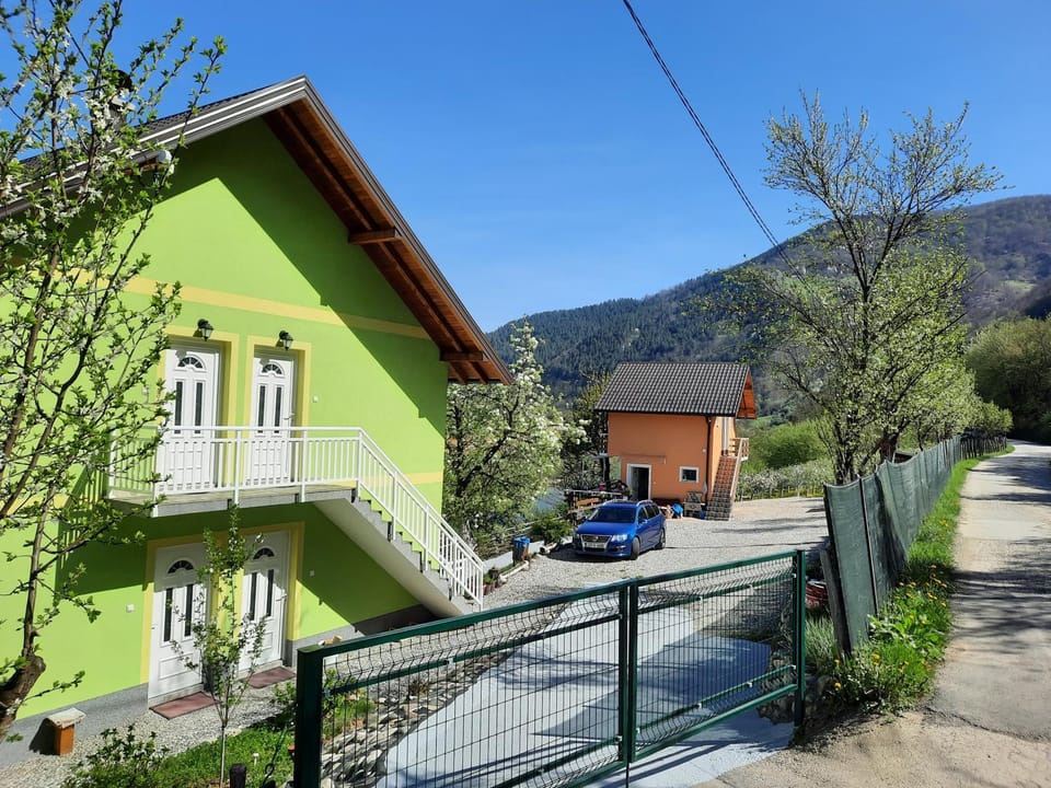Apartmani Biser Drine Apartment in Montenegro