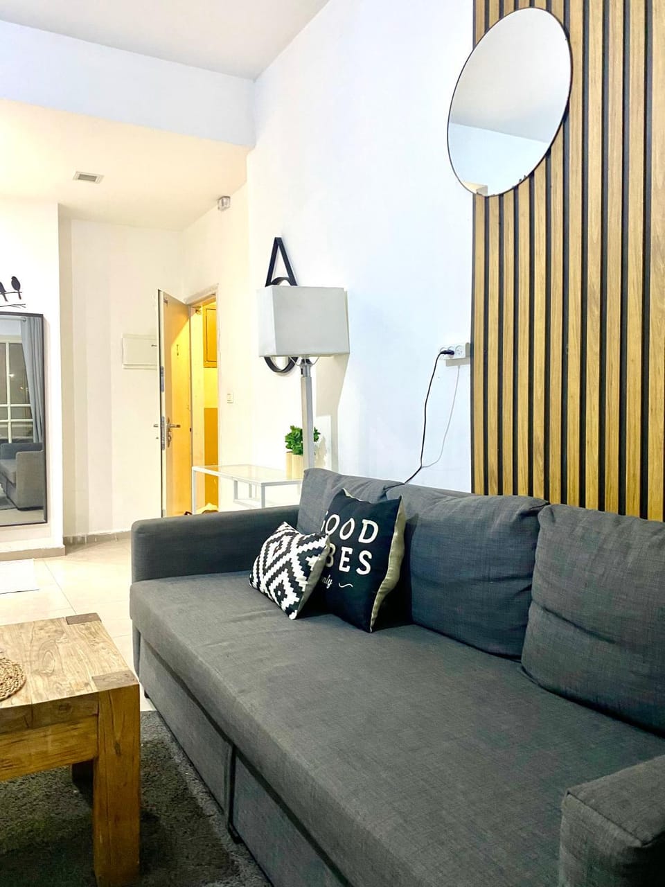 כמו חדר במלון מרפסת חניה פרטית Apartment in Tel Aviv-Yafo