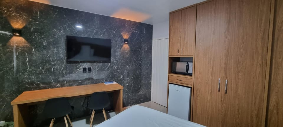 TV and multimedia, minibar, oven