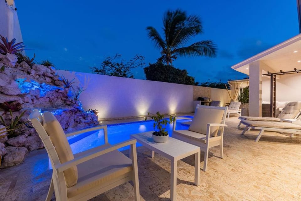 Palm Beach 318 Apartment in Noord