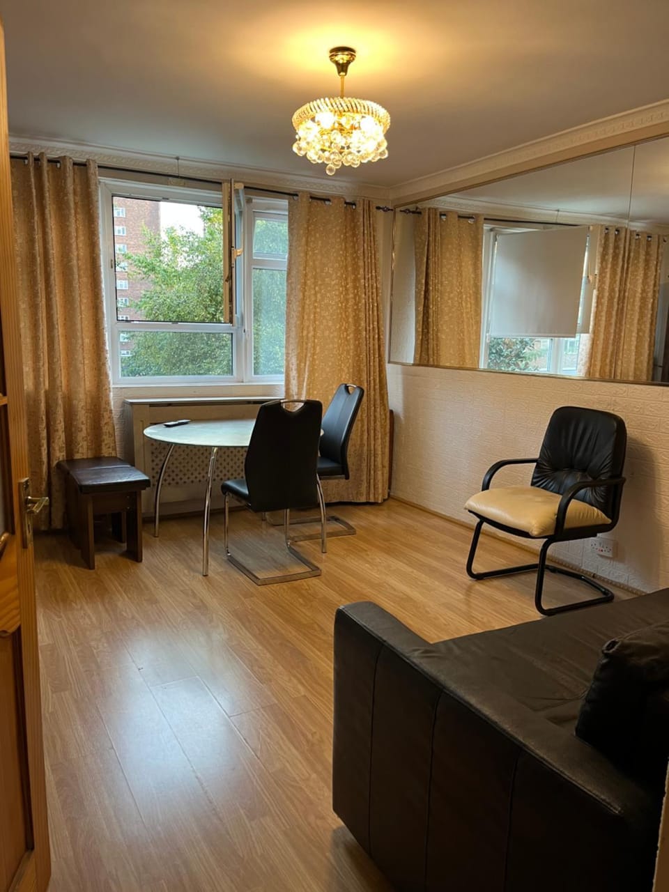 1 Bedroom Flat Close to City with Free Parking Arrangement Apartment in London Borough of Islington