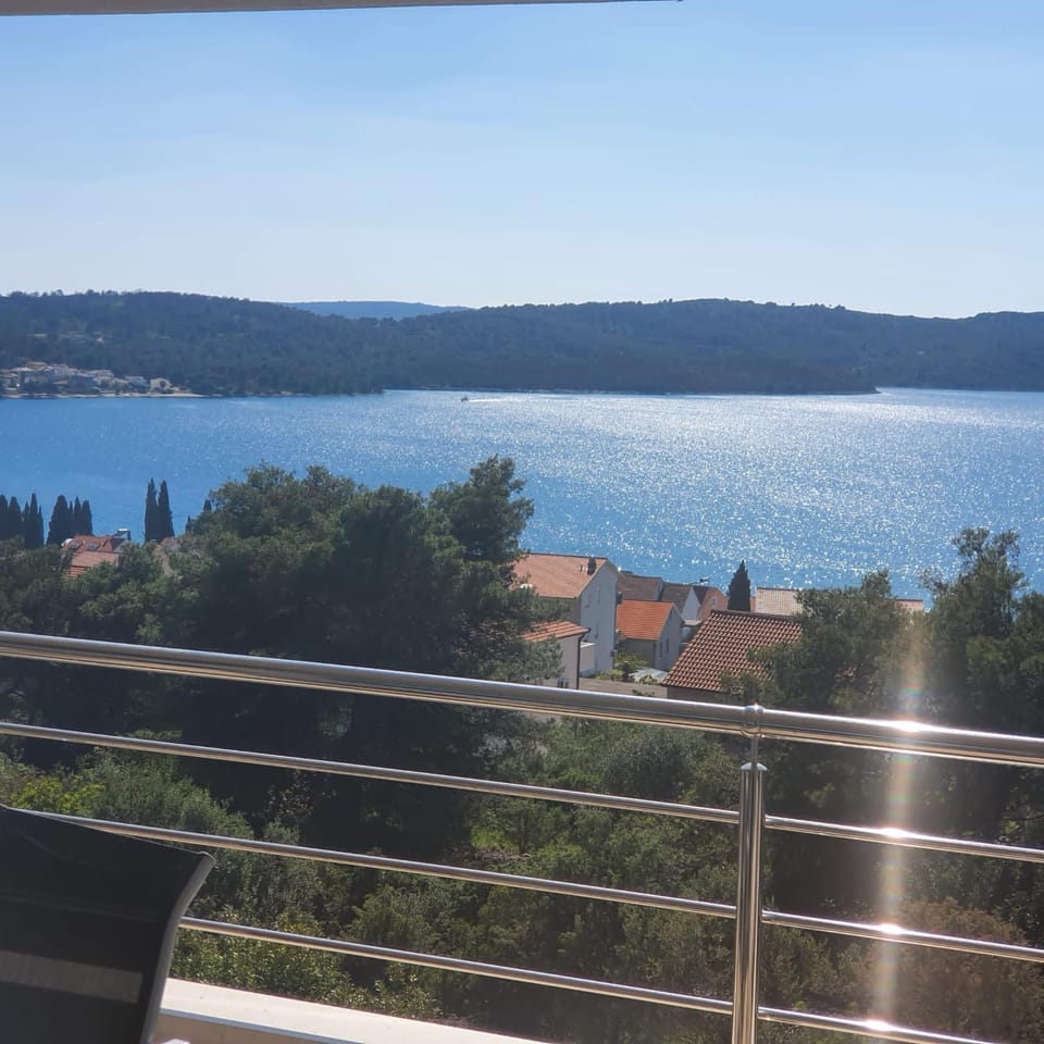 View (from property/room), Balcony/Terrace, Sea view