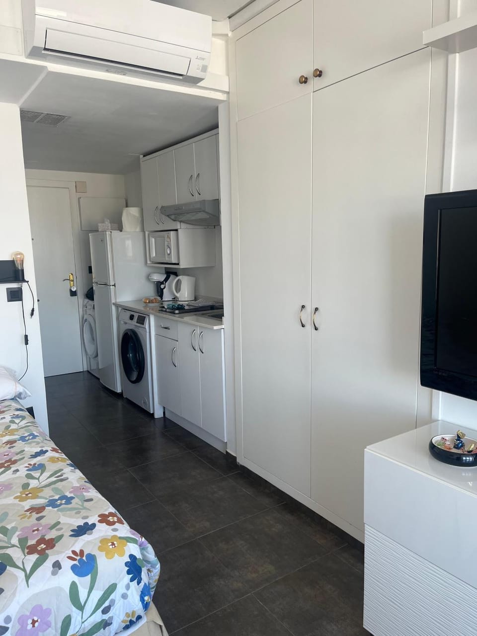 wardrobe, kitchen