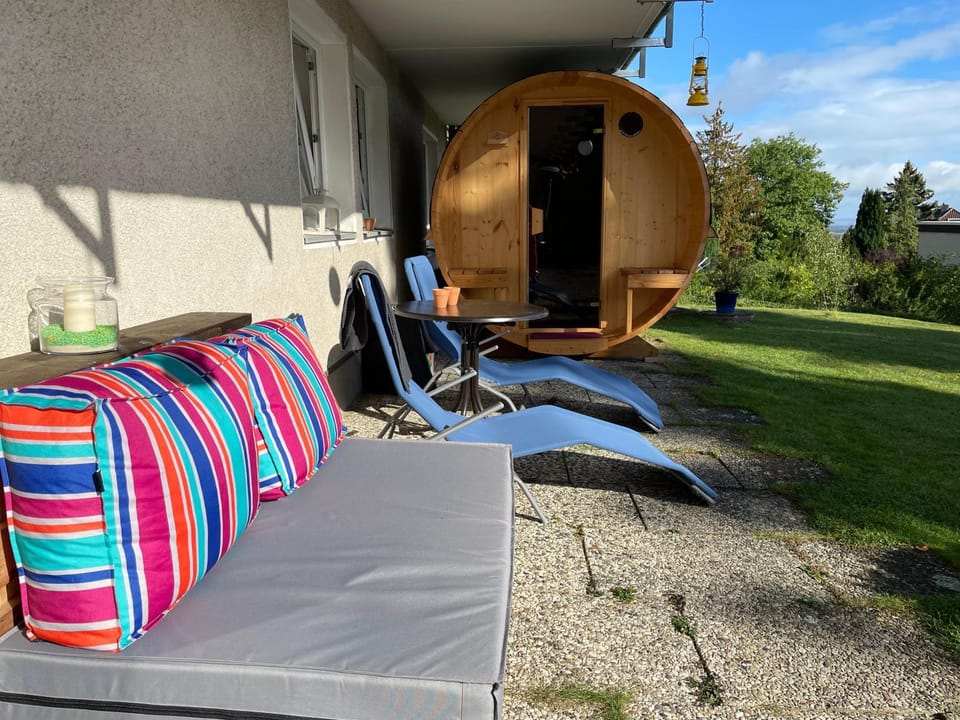 Garden, Sauna, sunbed