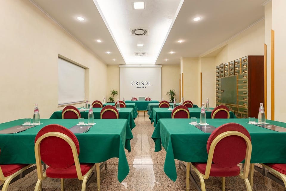 Meeting/conference room