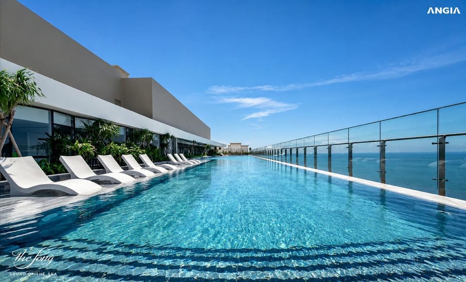Balcony/Terrace, Swimming pool, Swimming pool