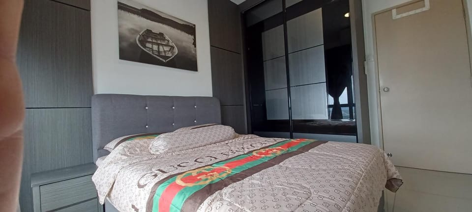 Modern Lifestyle ARC Austin Hills 6-7pax Apartment in Johor Bahru