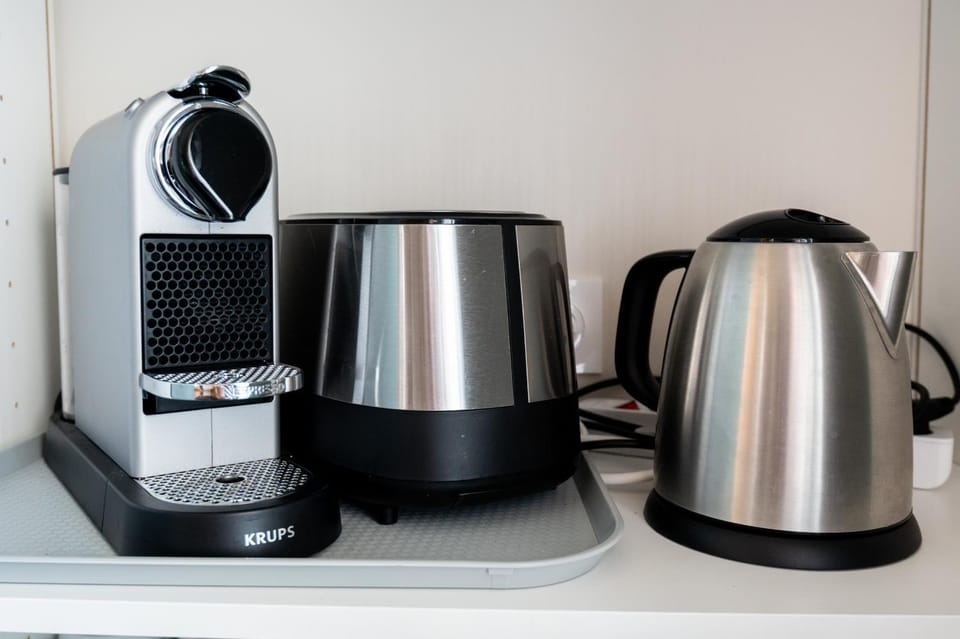 Coffee/tea facilities, Kitchen or kitchenette, toaster