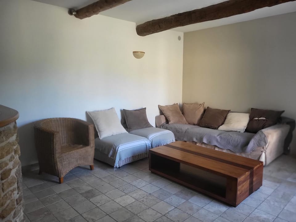 Gitedelea House in Carpentras