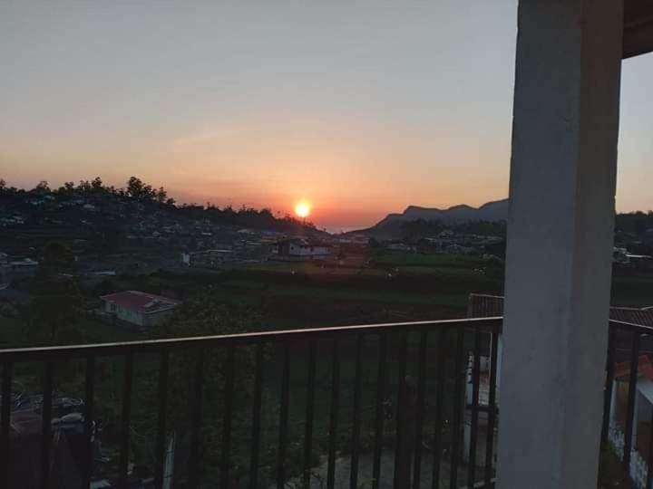 Sunsky family guest Nuwara Eliya Bed and Breakfast in Nuwara Eliya
