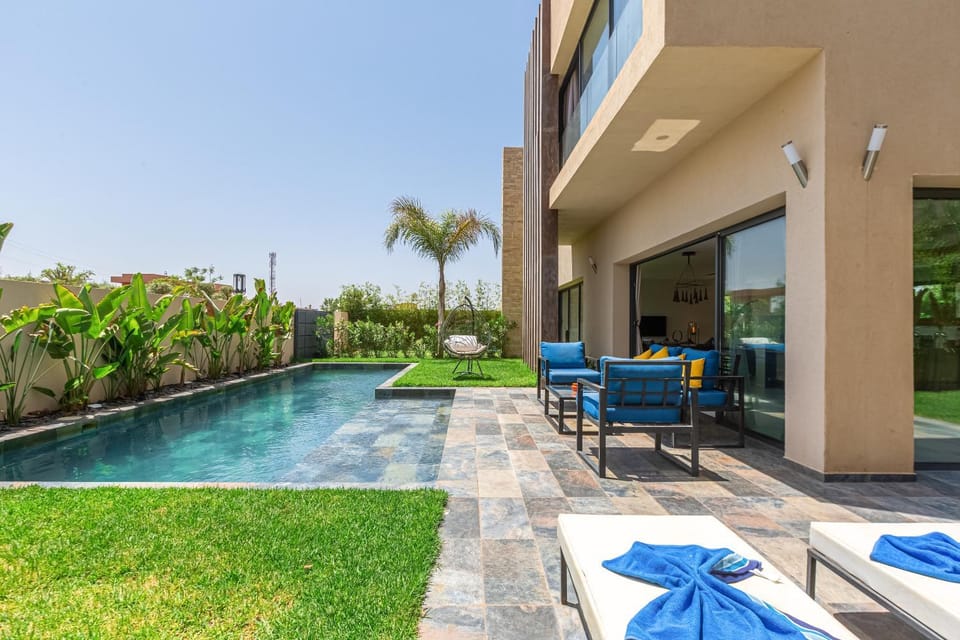 Garden view, Swimming pool
