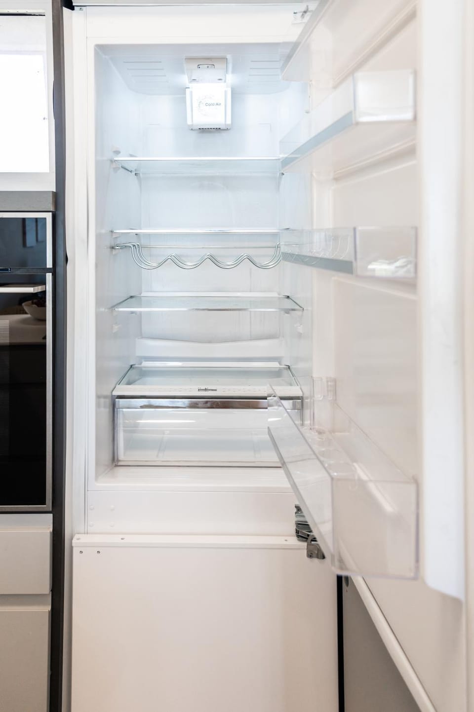 Kitchen or kitchenette, oven