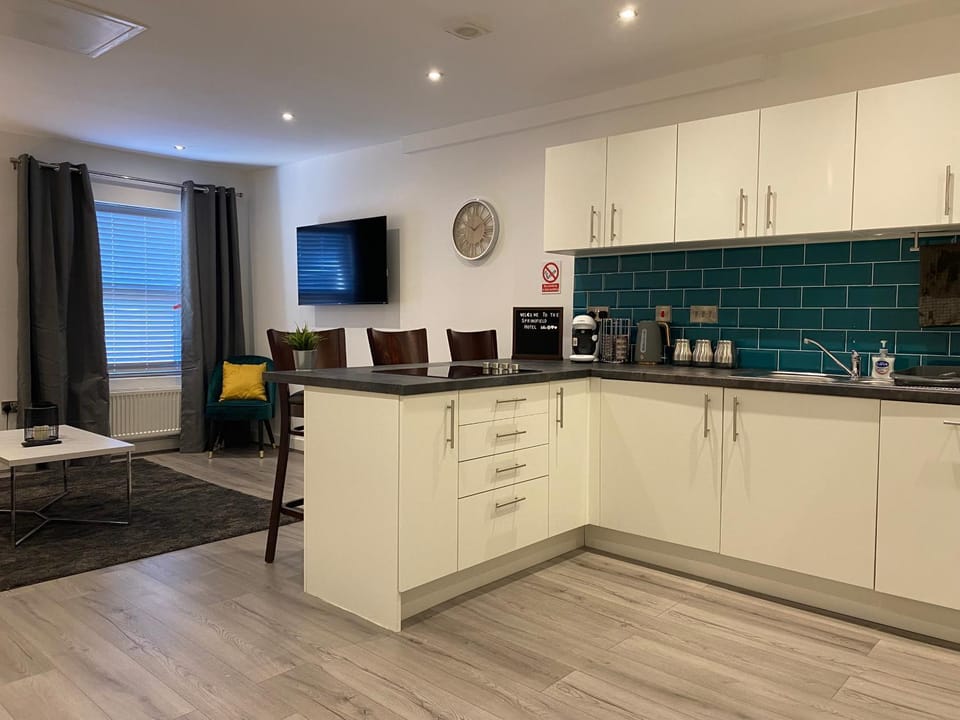 Living room, Dining area, kitchen