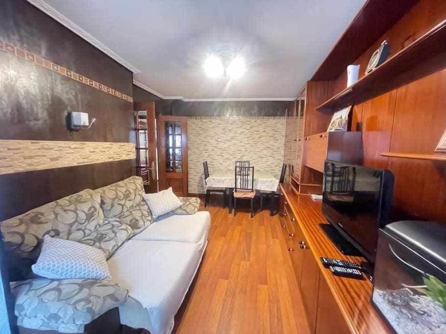 Goiz Etxea - Acogedor piso en la parte antigua. Apartment in Bermeo