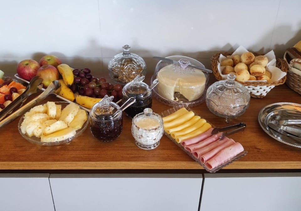 Breakfast, Buffet breakfast